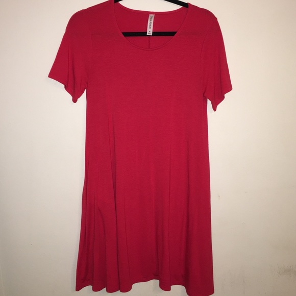 Dresses & Skirts - Dress